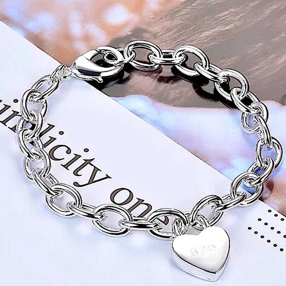 Sterling Silver Heart Lock Chain Link Bracelet - Picture 2 of 2